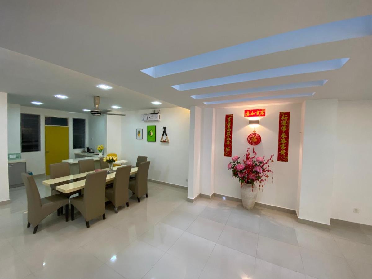 Entire Residential Home•Jia Residences Bkt Serdang沙登温暖的家 Seri Kembangan Exterior foto